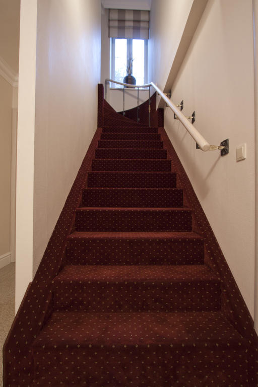 Real House Aparthotel Vilnius Bagian luar foto